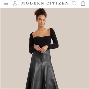 Modern citizen Billie sweetheart neck sweater